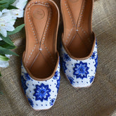 Turi Azulejo Blue & White Embroidered Jutti
